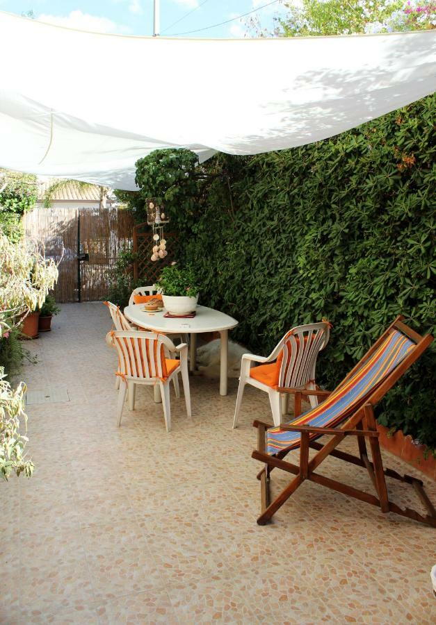 Il Giardino Di Laura Private Rooms モンデッロ エクステリア 写真